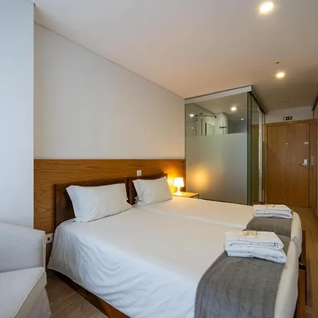 2 A 3* São João da Madeira